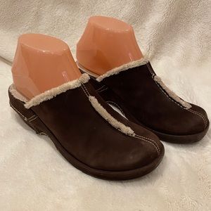 Naturalizer Suede Clogs Mules Shoes Faux Fur-Lined Brown Size 6.5? VGC